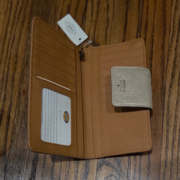 Fossil Wallet - Picture 3 of 3